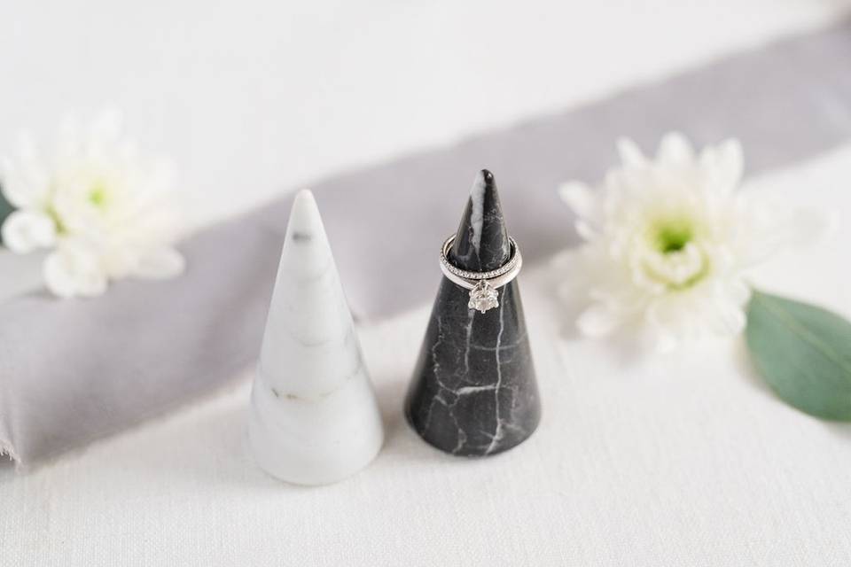 Cone-shaped ring holders - craft monkees