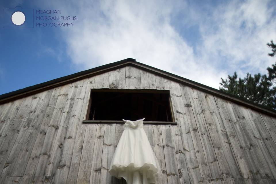 Barn dress display - Meaghan Morgan-Puglisi Photography