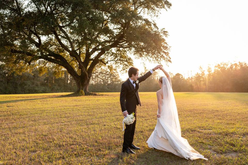 Almond and Bloom Photography
