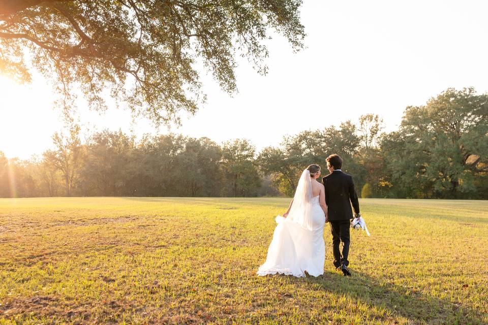 Almond and Bloom Photography
