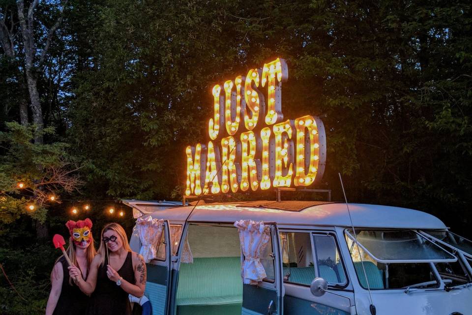 The Maine Photo Booth Bus Co.