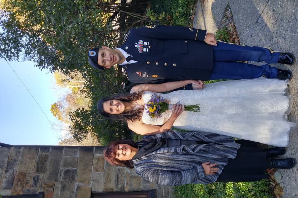Beautiful wedding in Millcreek park