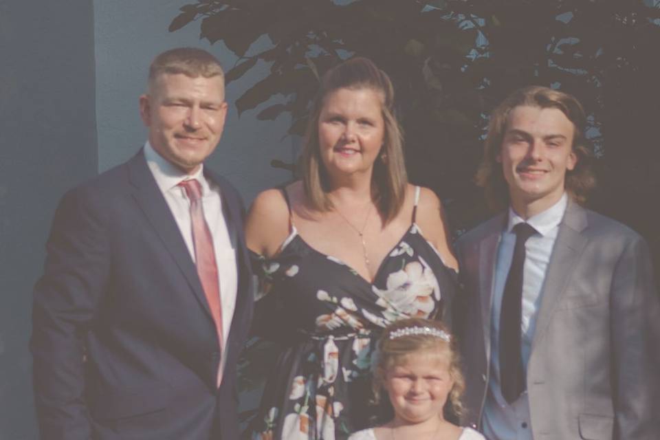 Braids maid and family