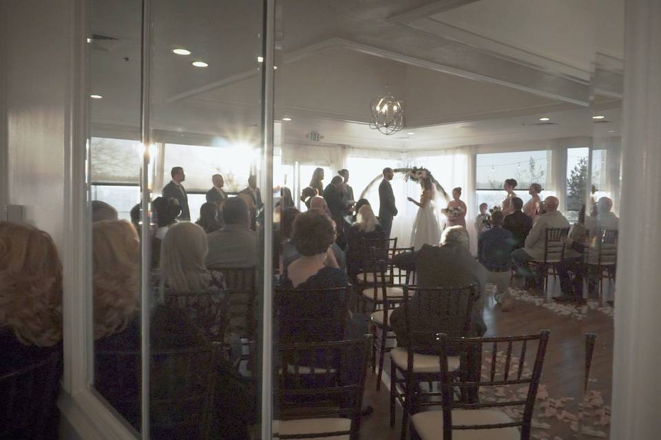 Creative mirror shot