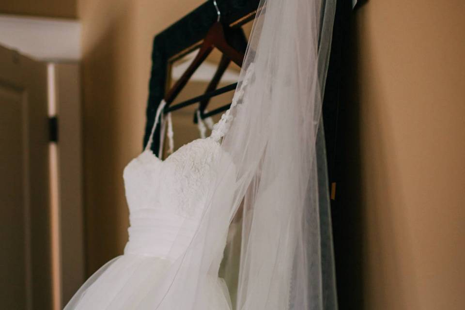 BRIDAL DRESSING ROOM