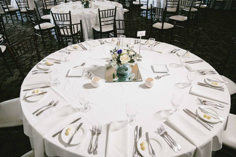 Table setting and cutlery