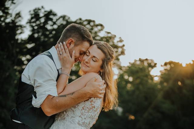 Golden hour kisses