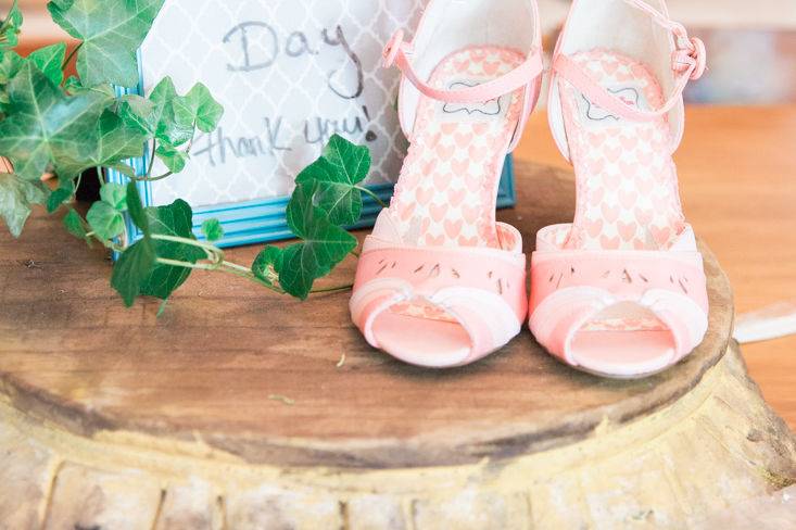 Leah Marie Photography + Stationery