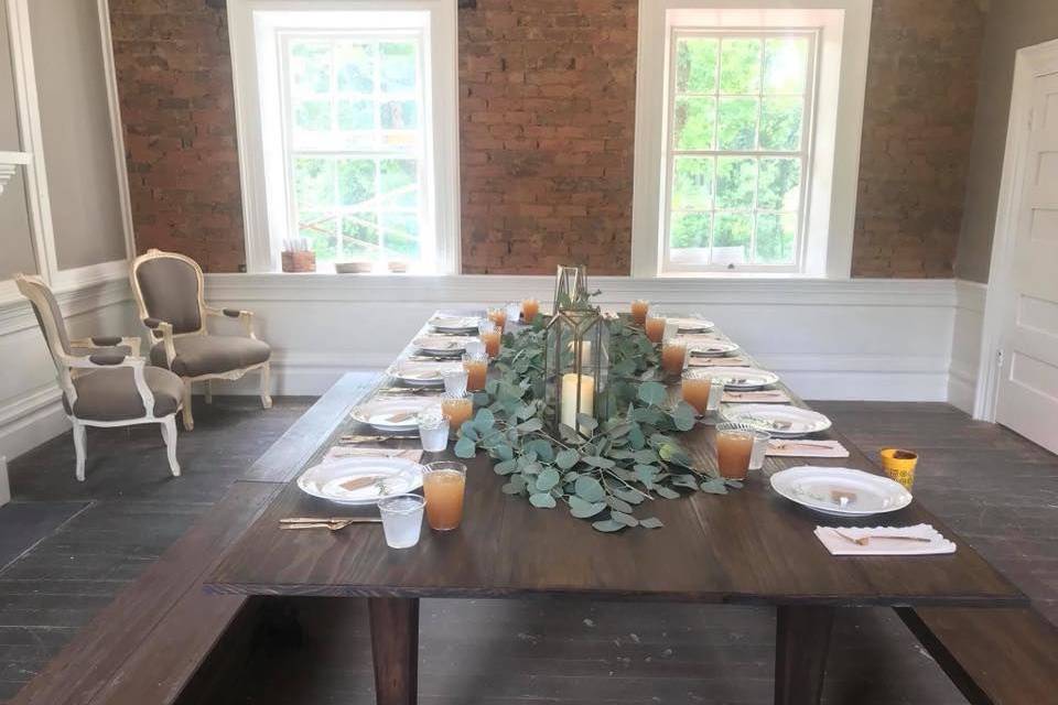 Long table setup