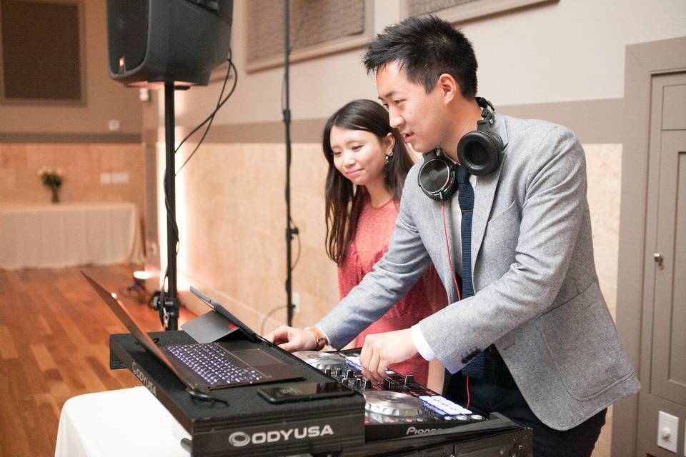 Virtuoso DJ Entertainment