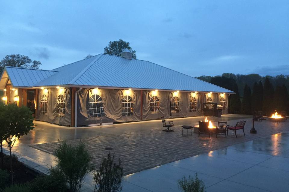 Reception tent under the rain