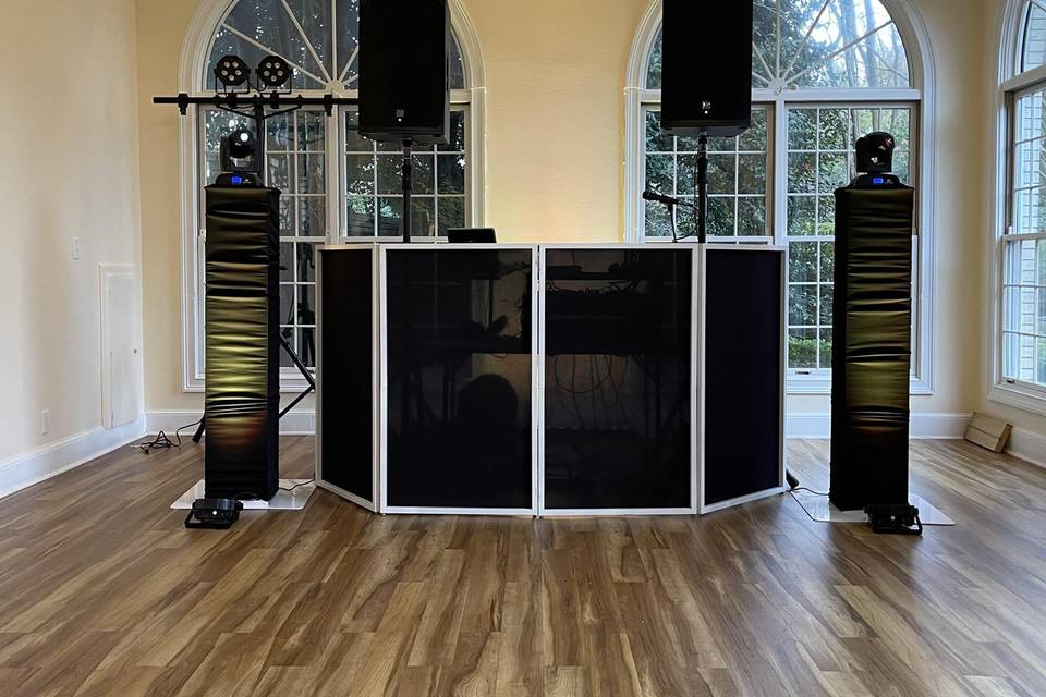 Reception Setup in Black