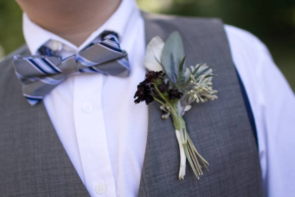 Unique boutonniere