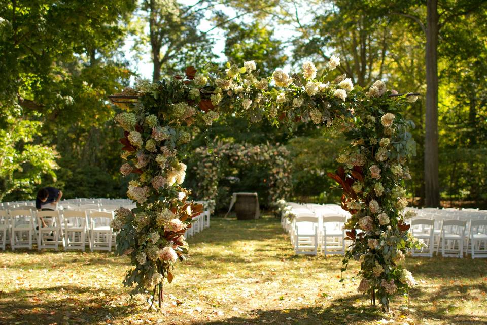 Ceremony arch