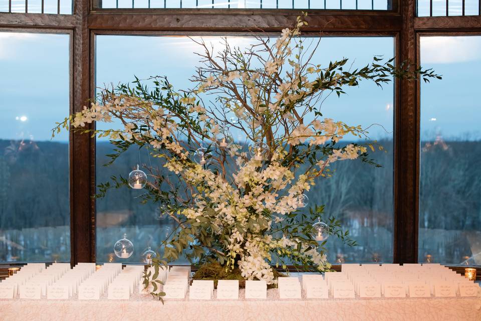 Escort card table