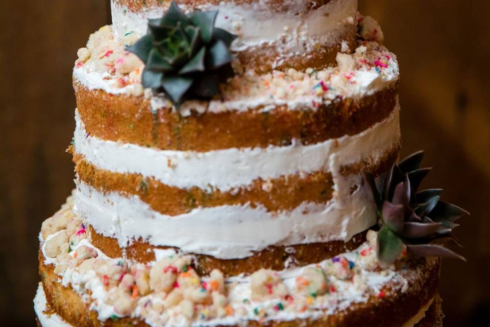 Naked cake