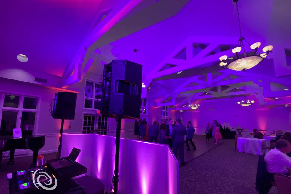 Reception uplighting