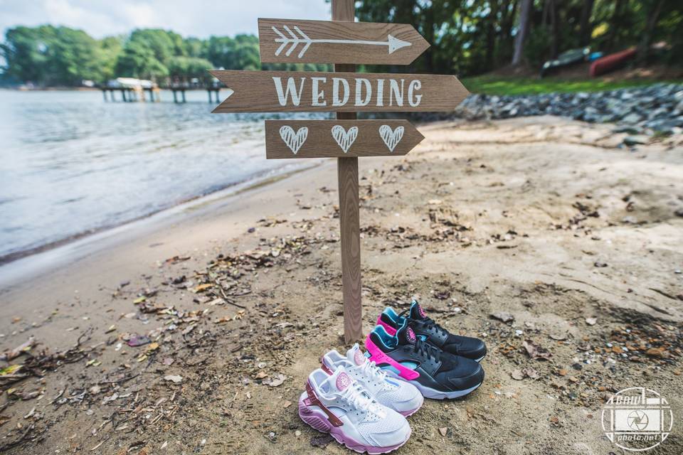 Rustic wedding signage