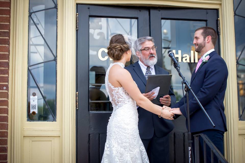 Newlyweds first kiss