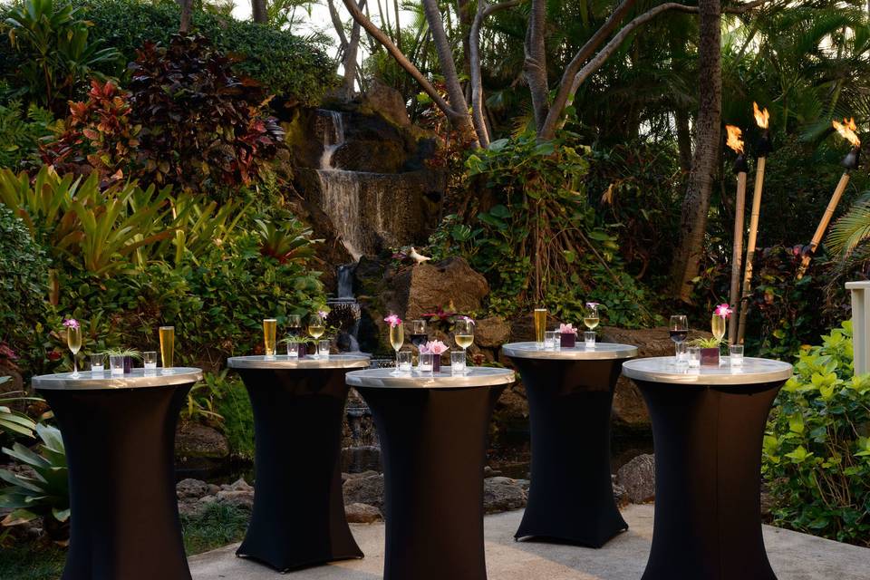 Outdoor cocktail reception