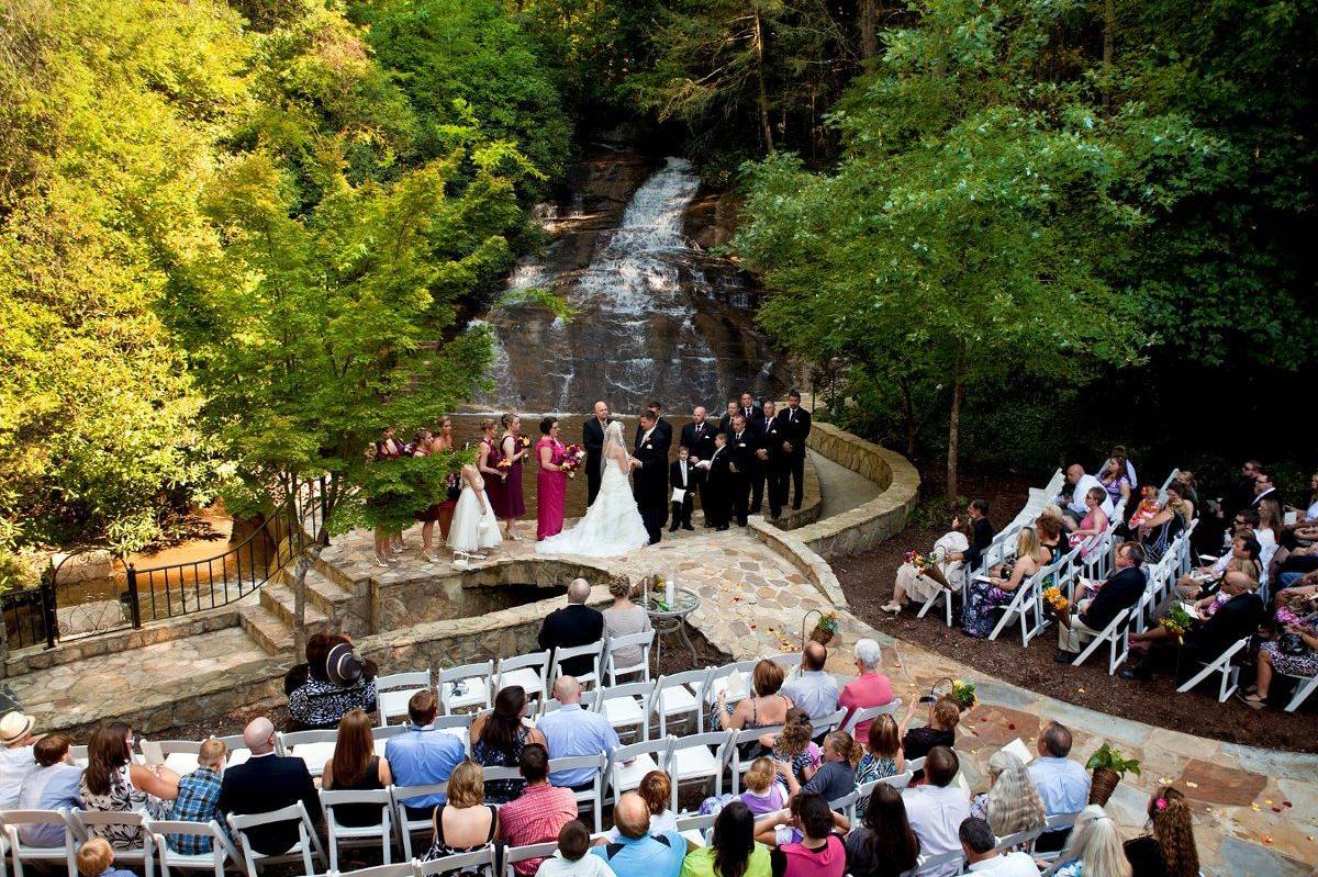 Chota Falls Estate Venue Clayton Ga Weddingwire