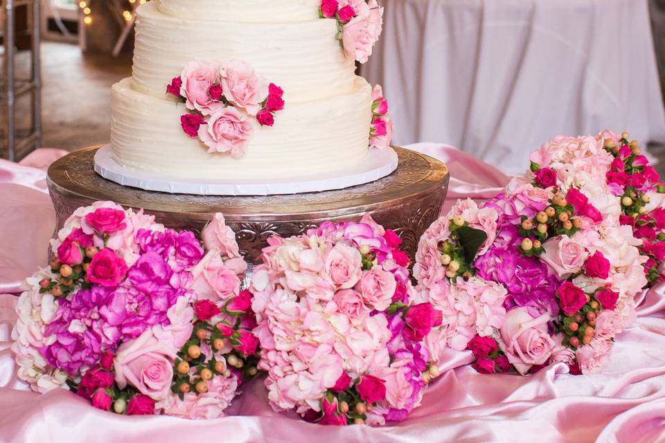 Cake/flower decor