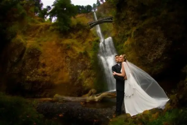 Multnomah Falls Lodge Venue Bridal Veil Or Weddingwire