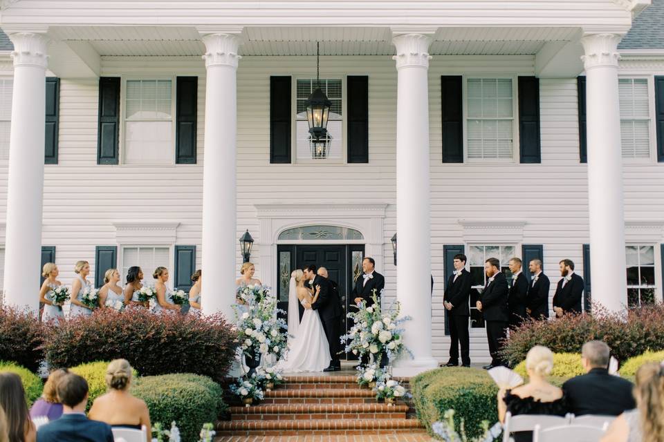 Seven Paths Manor