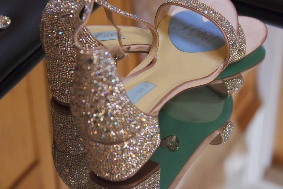 Bridal shoes (Jess Killen It Photography)