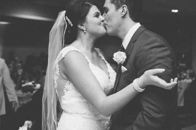 Groom with mother dancing