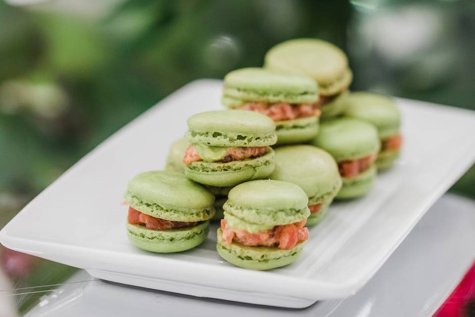 Spicy Tuna Avocado Macarons