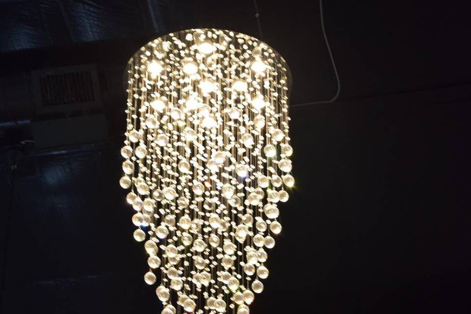 HDE Newnan Chandelier