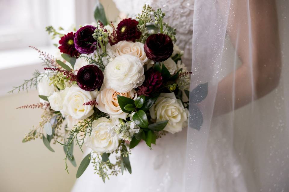 Winter Plum & Blush Bouquet