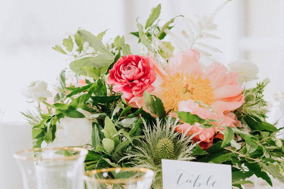 Table centerpiece June 2017, Eager Hearts Photo