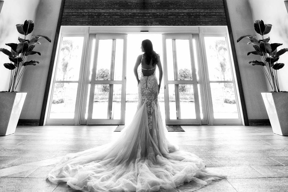 Bride in our Signature Clubhou