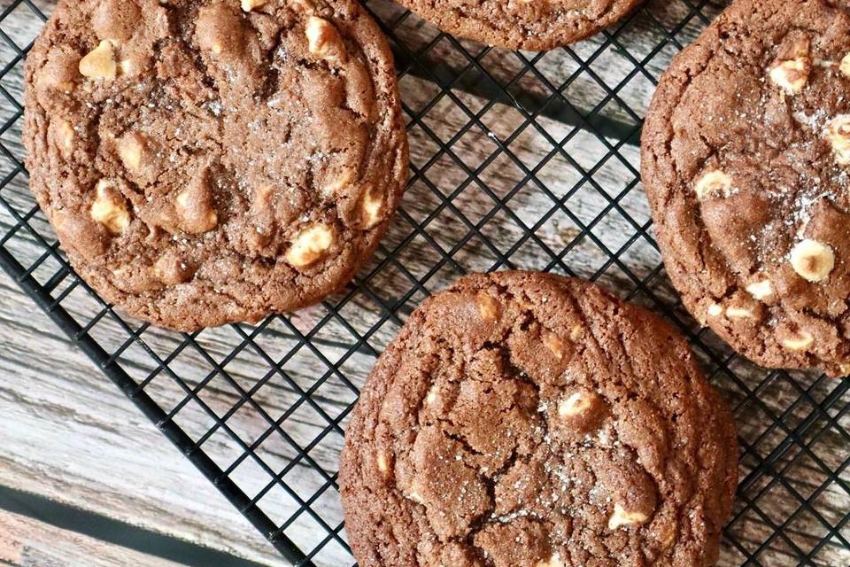 Reverse chocolate Chip Cookies