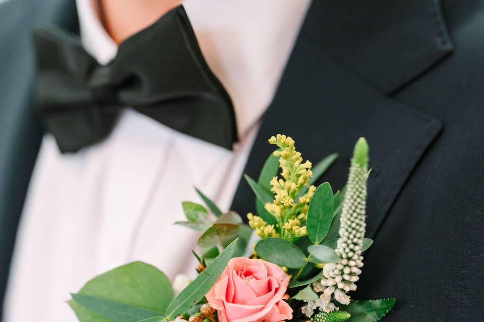 Lush Boutonniere