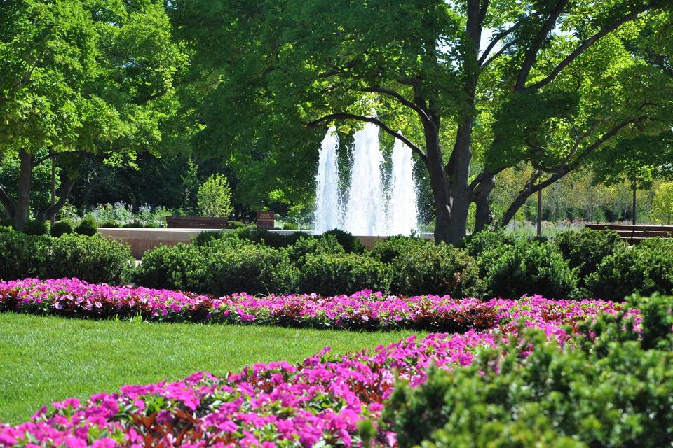 Cantigny Park front entrance