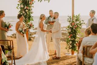 Dennis Thomas Officiant, LLC