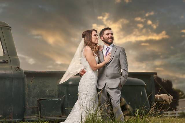 Standing together - Forefront Photography