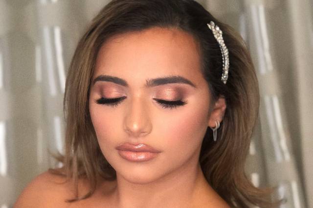 Rose gold looks