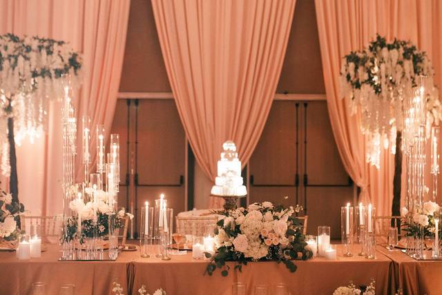 Sweetheart table