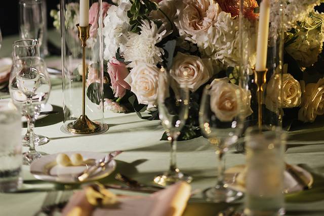 Candles and pink florlas