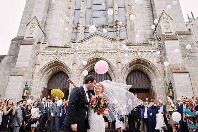 Just married vibes - Premiere Weddings