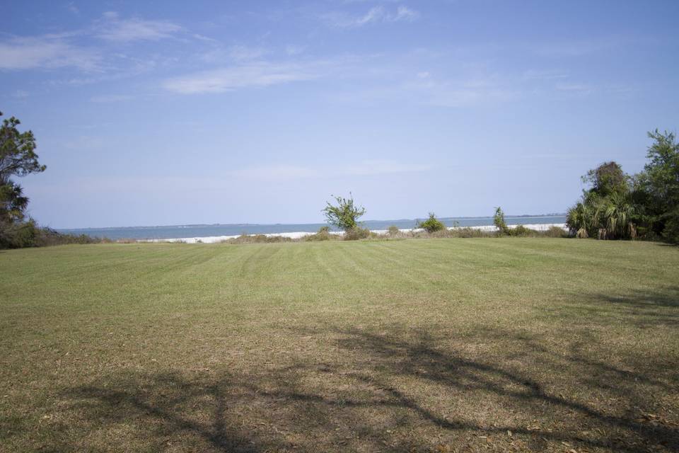 Ceremony lawn