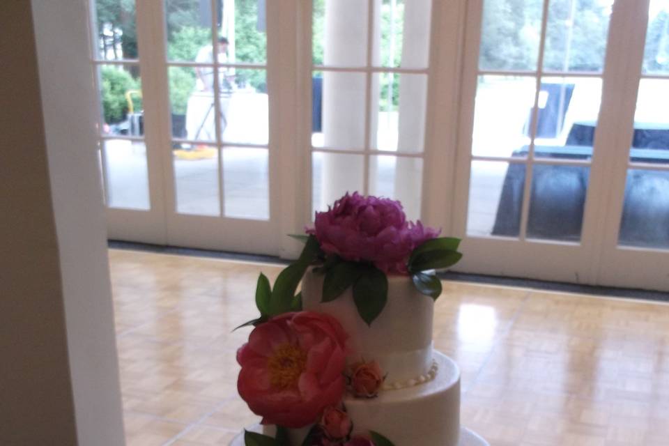 Wedding cake with cascading flowers