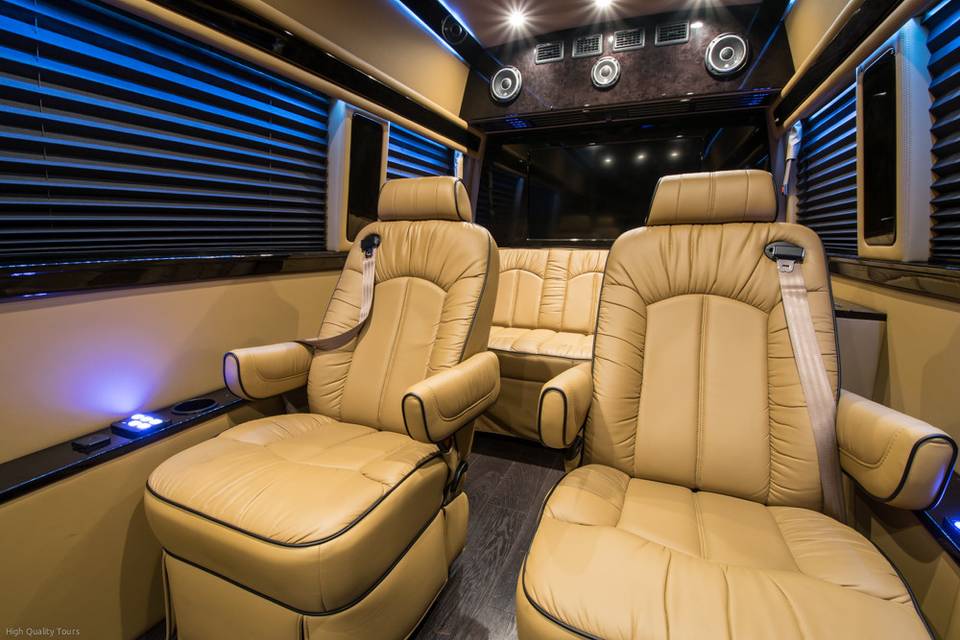 Global Quality Charter Bus and Limo Rent