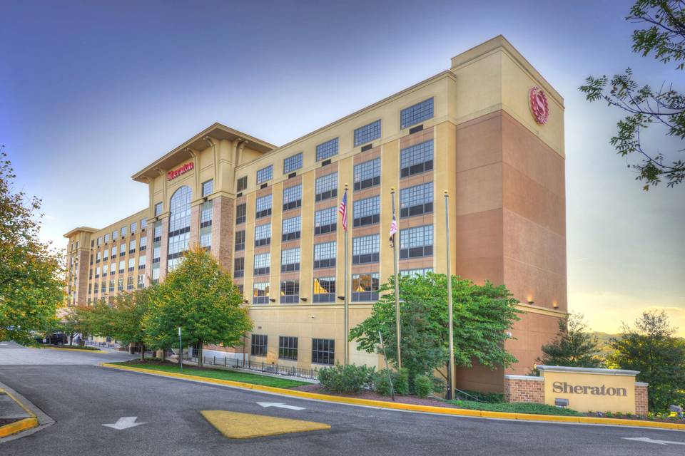 Sheraton Baltimore Washington Airport Hotel - BWI