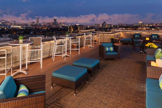 DoubleTree Suites by Hilton Hotel Boston - Cambridge
