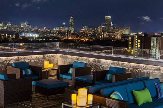 DoubleTree Suites by Hilton Hotel Boston - Cambridge